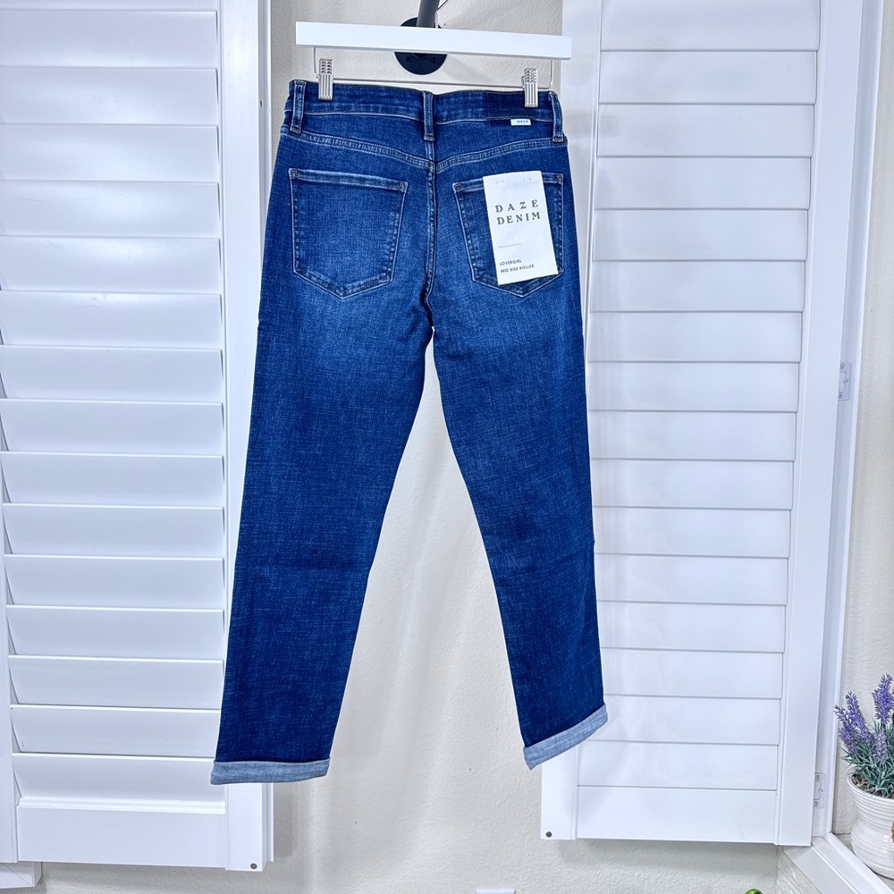 Stitch fix. Classic Blue Straight Leg Jeans with High Waist
